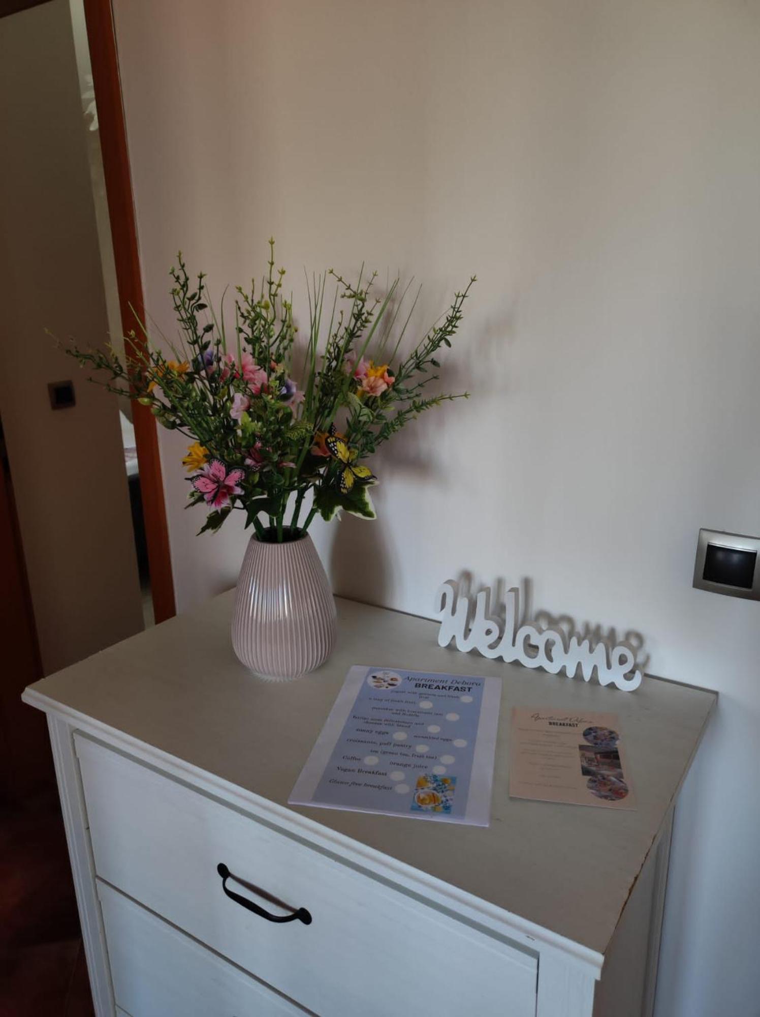 פולה Apartman Debora Sa Privatnim Bazenom מראה חיצוני תמונה