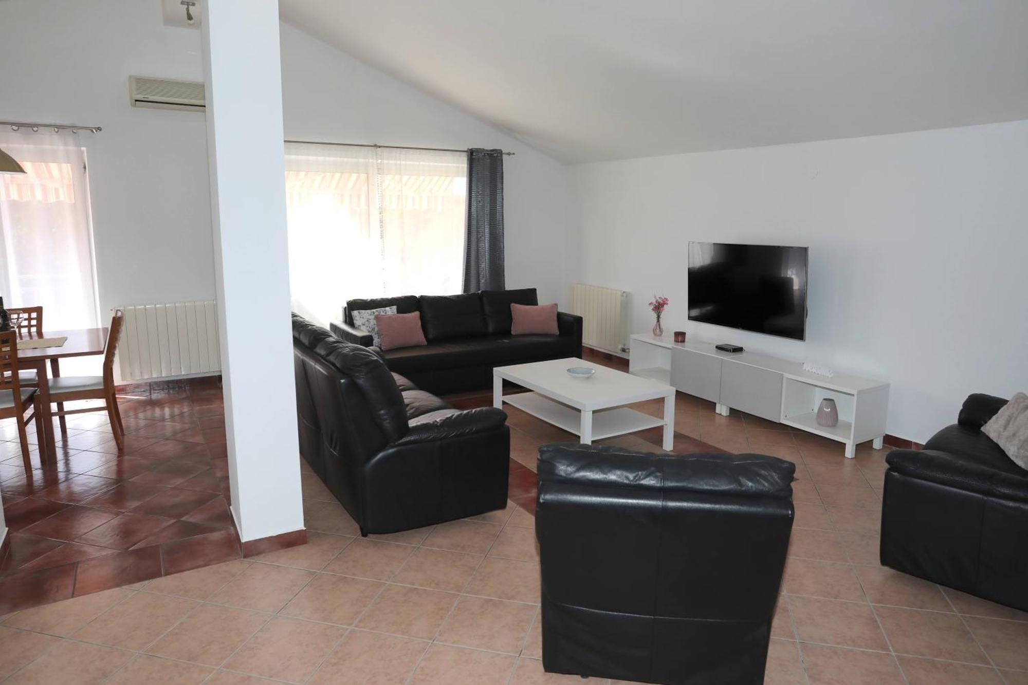 פולה Apartman Debora Sa Privatnim Bazenom מראה חיצוני תמונה